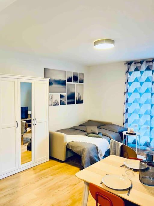 Appartement L'Europe -Parking, Calme- à Saint-Etienne  Extérieur photo