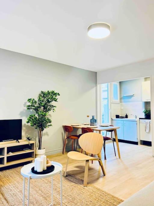 Appartement L'Europe -Parking, Calme- à Saint-Etienne  Extérieur photo